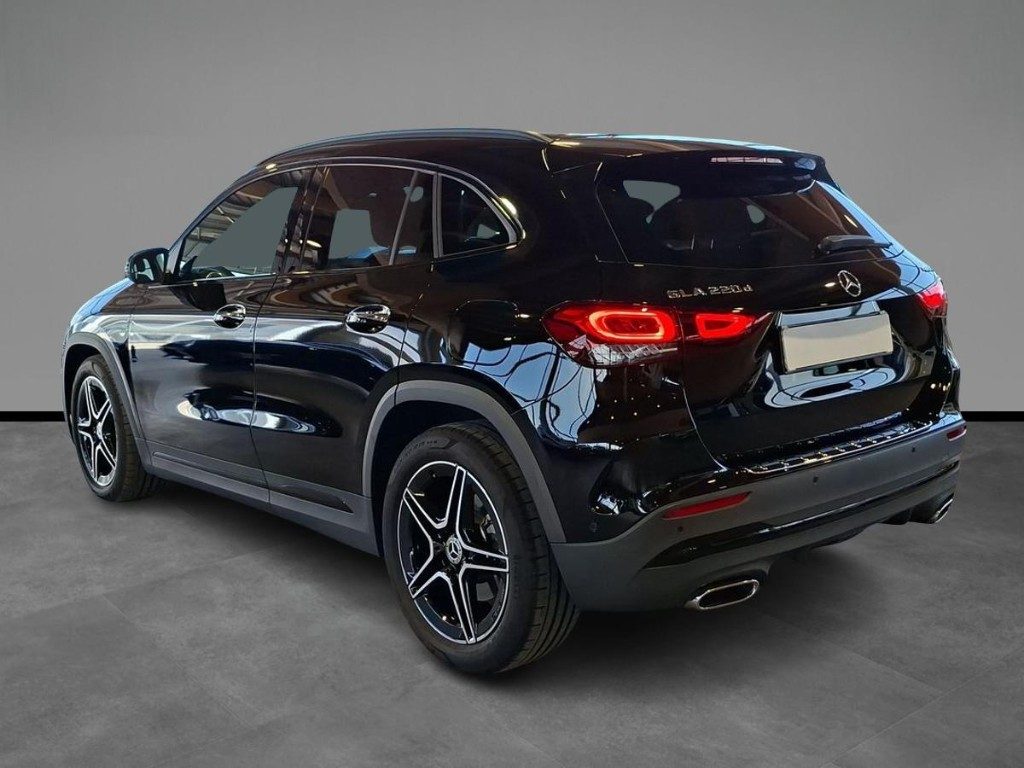 MERCEDES-BENZ GLA 220 d Automatic 4Matic Premium AMG - 3