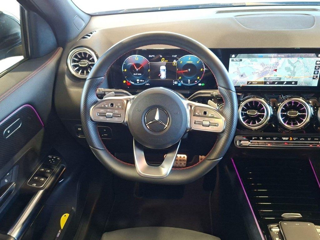 MERCEDES-BENZ GLA 220 d Automatic 4Matic Premium AMG - 8