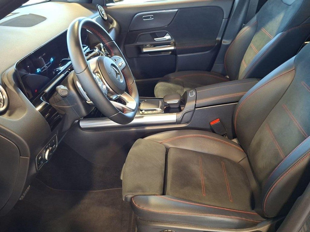 MERCEDES-BENZ GLA 220 d Automatic 4Matic Premium AMG - 9