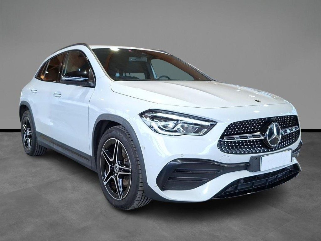 MERCEDES-BENZ GLA 180 d Automatic Premium AMG - 16