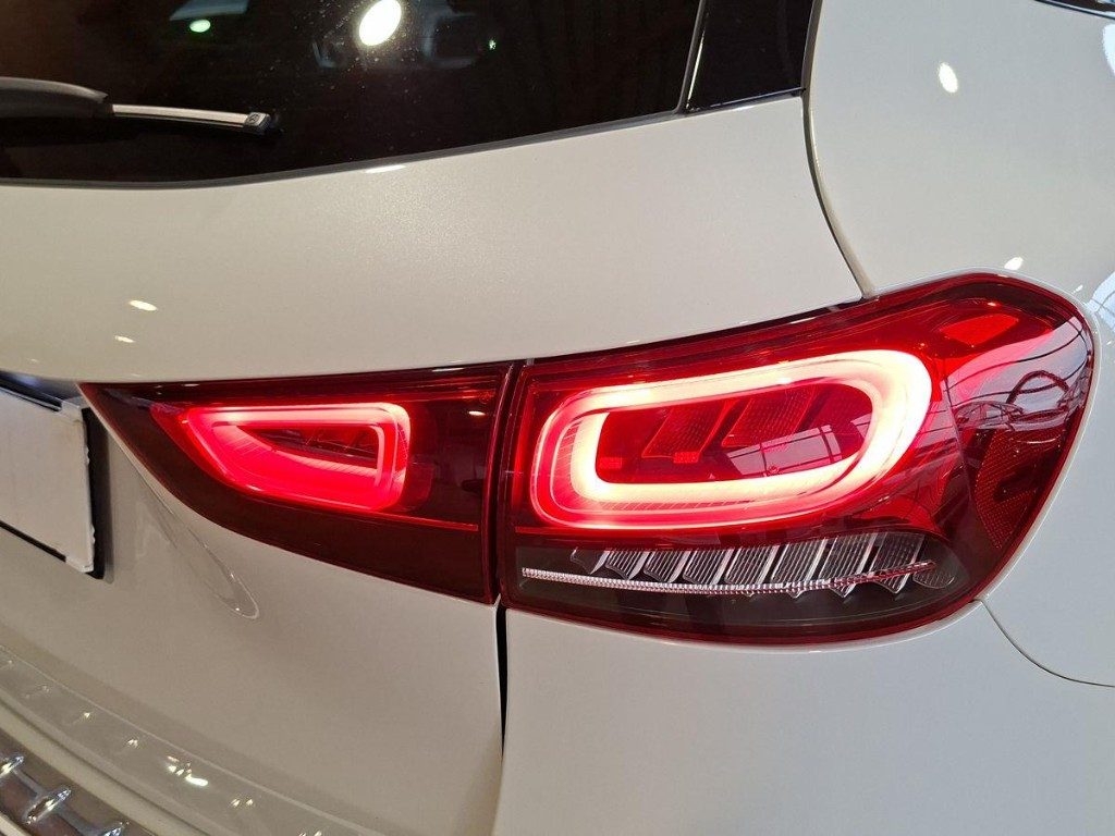 MERCEDES-BENZ GLA 180 d Automatic Premium AMG - 6