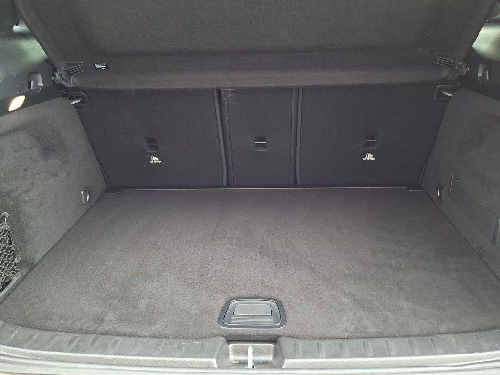 MERCEDES-BENZ GLA 180 d Automatic Premium AMG - 14