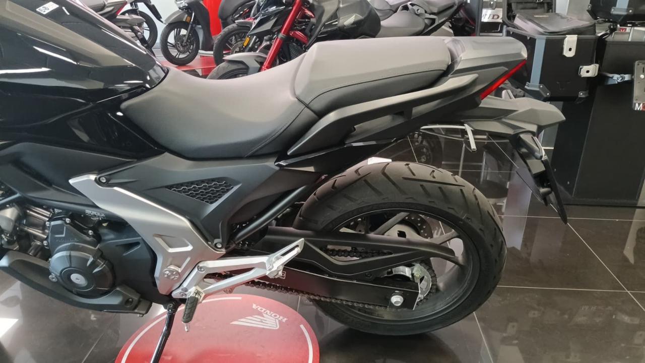 HONDA NC750 X DCT - 4