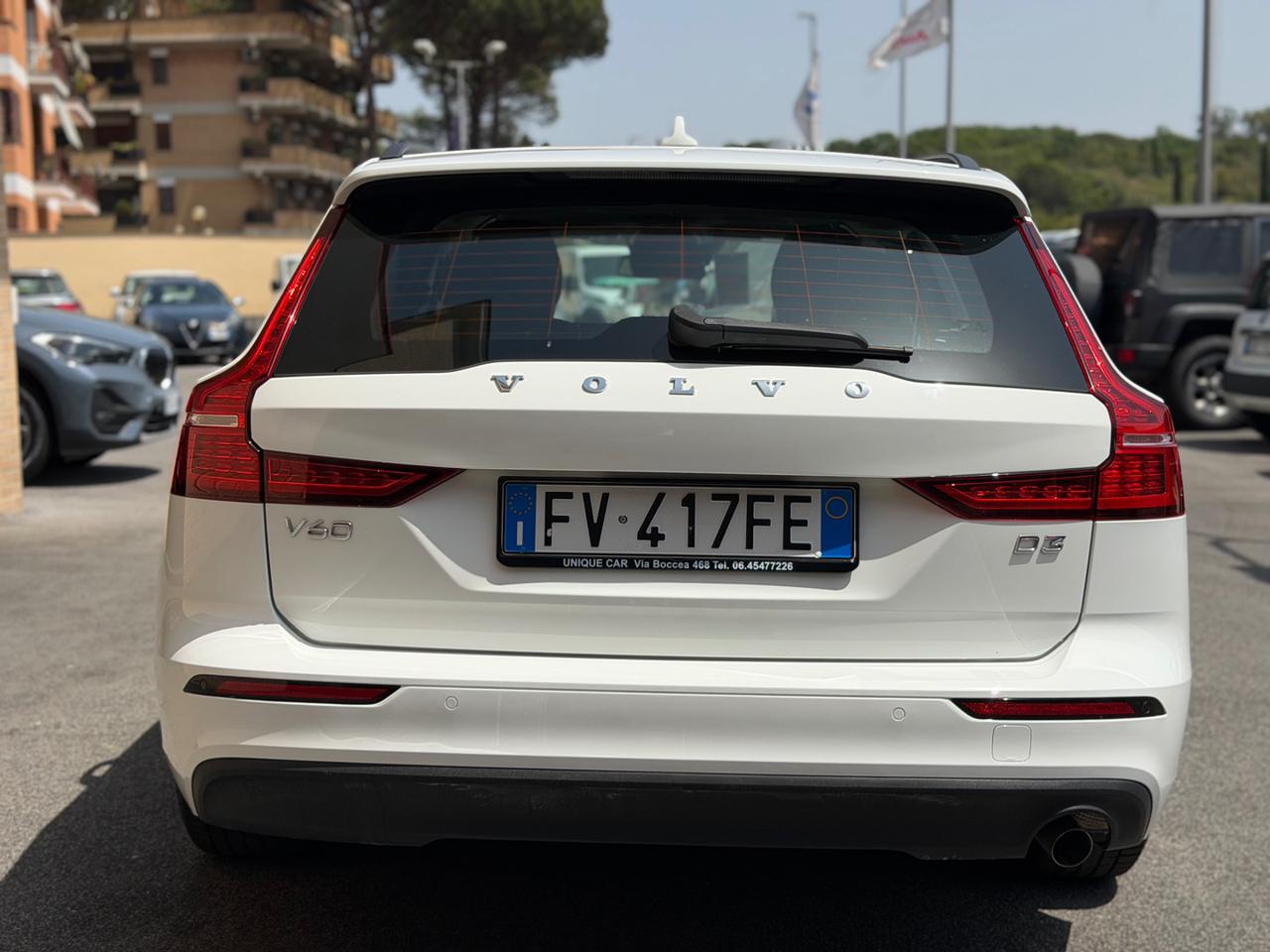 VOLVO V60 D3 Business (NESSUN VINCOLO) - 6