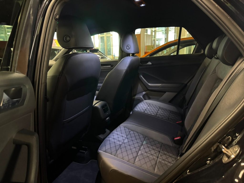 VOLKSWAGEN T-Roc 2.0 TDI SCR 150 CV DSG R-Line 18 LED VIDEO - 6
