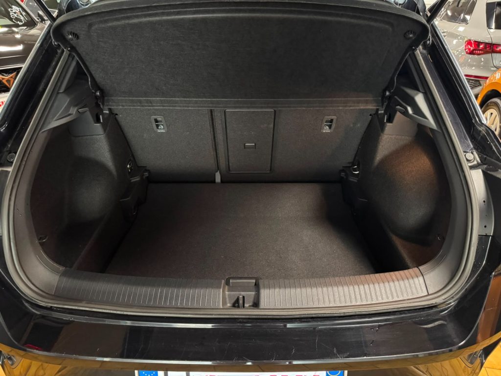 VOLKSWAGEN T-Roc 2.0 TDI SCR 150 CV DSG R-Line 18 LED VIDEO - 8
