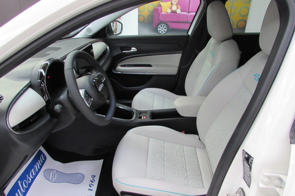 FIAT 600 Hybrid 110 CV DCT MHEV La Prima km zero - 7