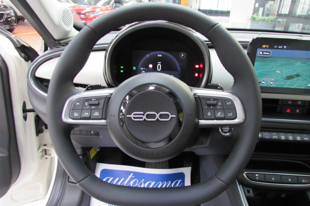 FIAT 600 Hybrid 110 CV DCT MHEV La Prima km zero - 11