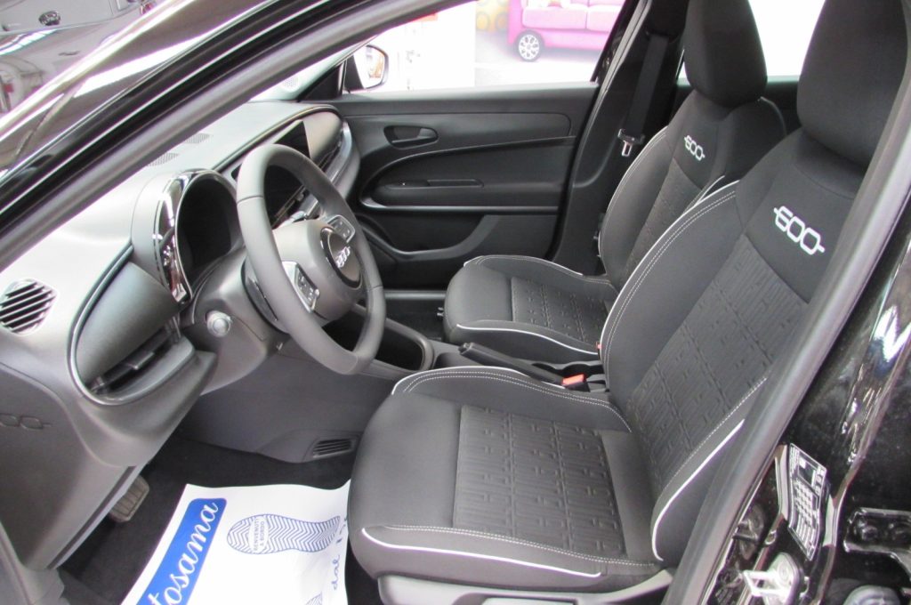FIAT 600 Hybrid 110 CV DCT MHEV Pop - 7
