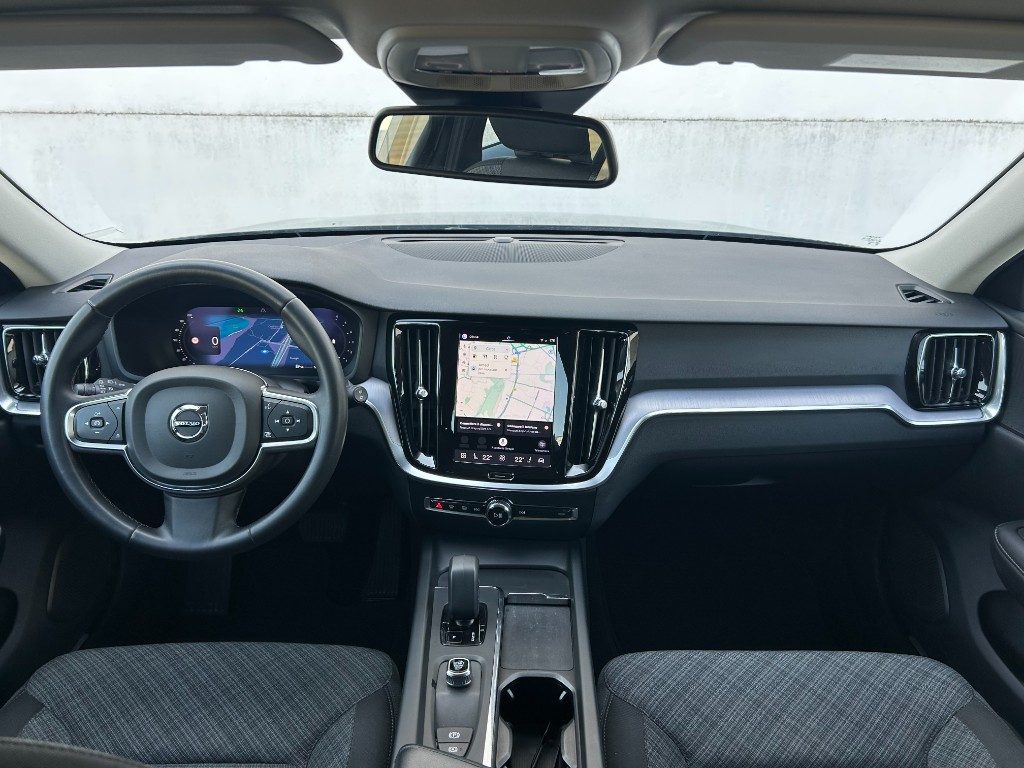 VOLVO V60 B4 (d) automatico Essential - Foto 5