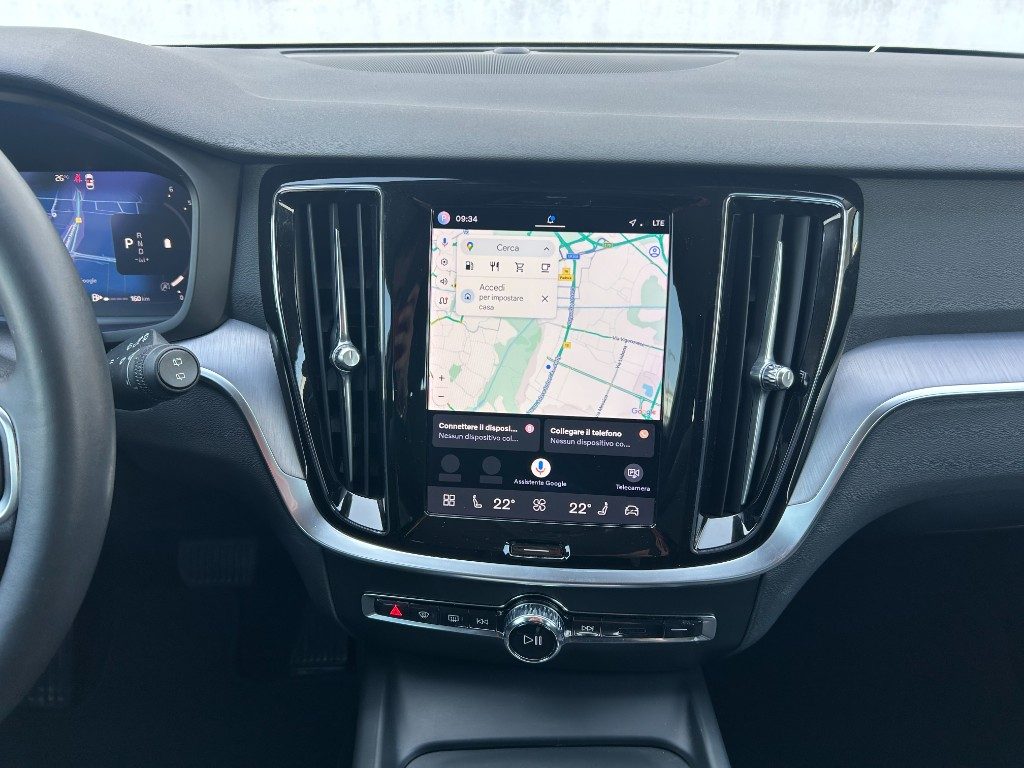 VOLVO V60 B4 (d) automatico Essential - Grid Foto 12