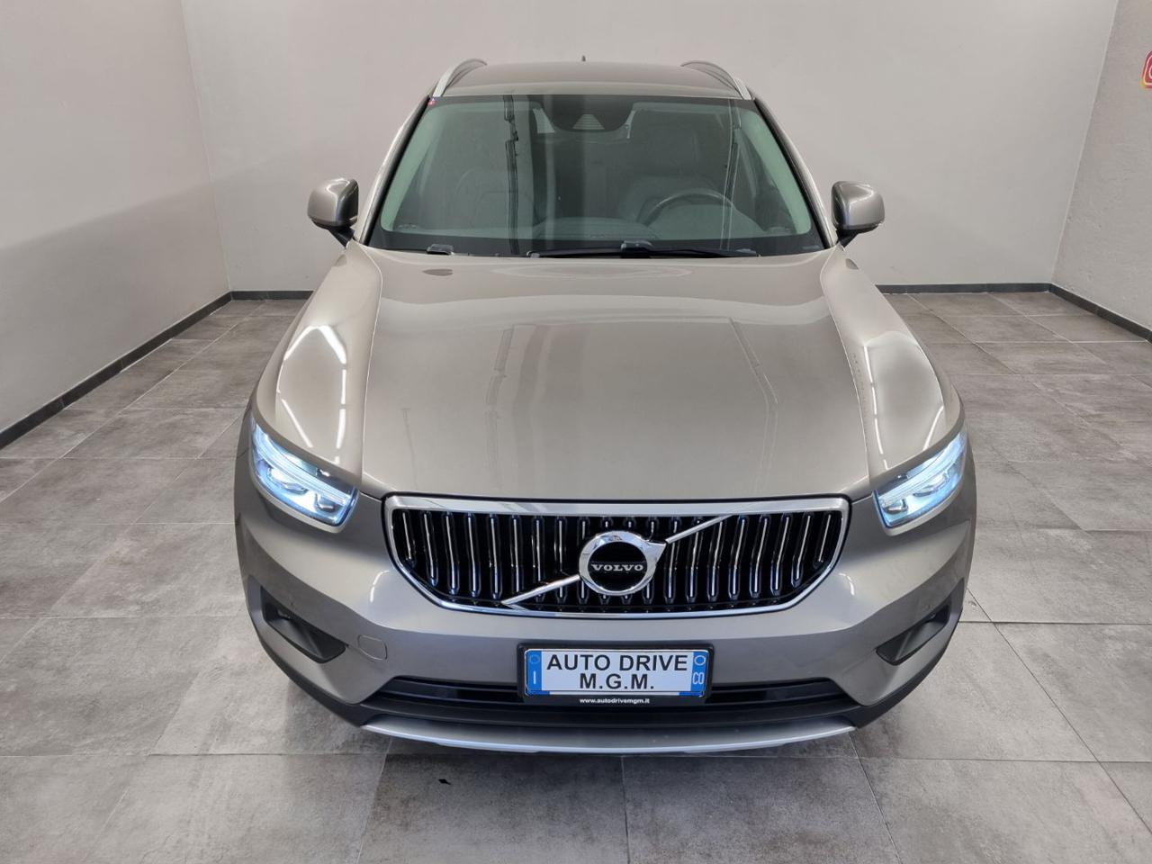 VOLVO XC40 T5 Recharge Plug-in Hybrid Inscription - 29