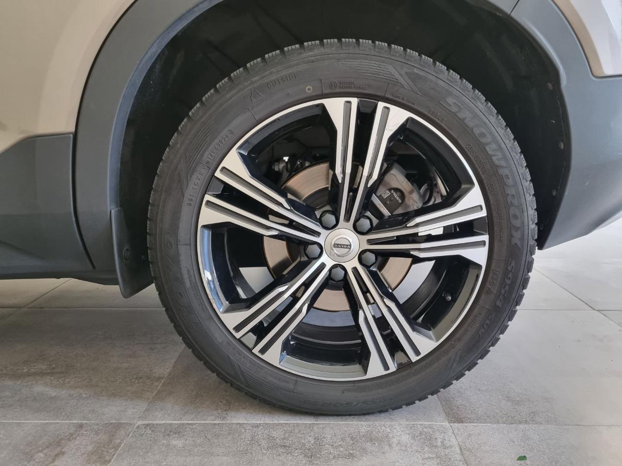 VOLVO XC40 T5 Recharge Plug-in Hybrid Inscription - 15