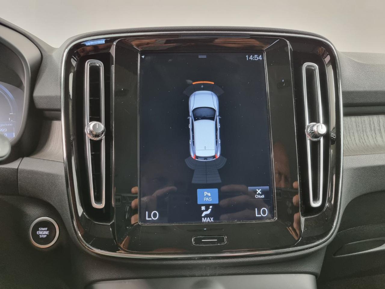 VOLVO XC40 T5 Recharge Plug-in Hybrid Inscription - 14