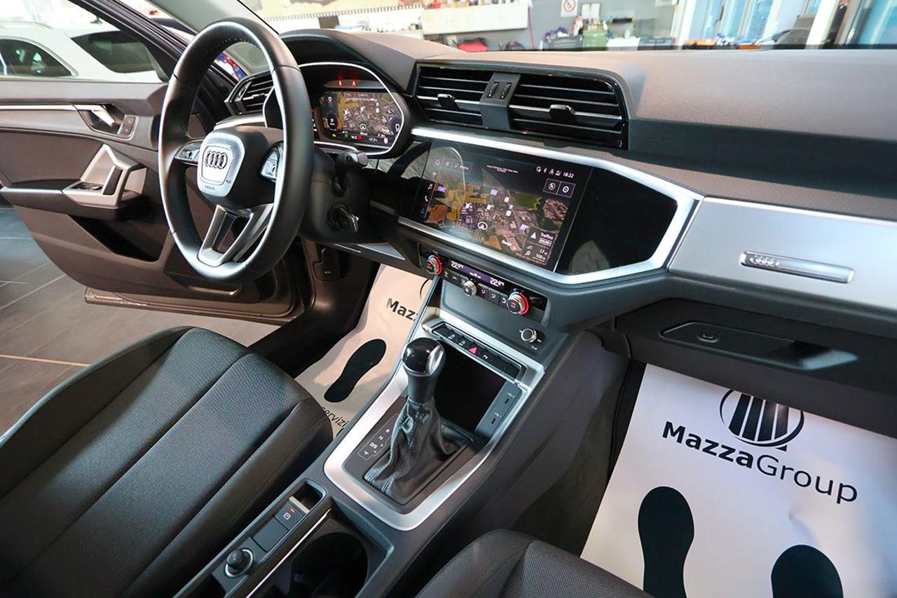 AUDI Q3 35 TDI S-Tronic S-Line - 33