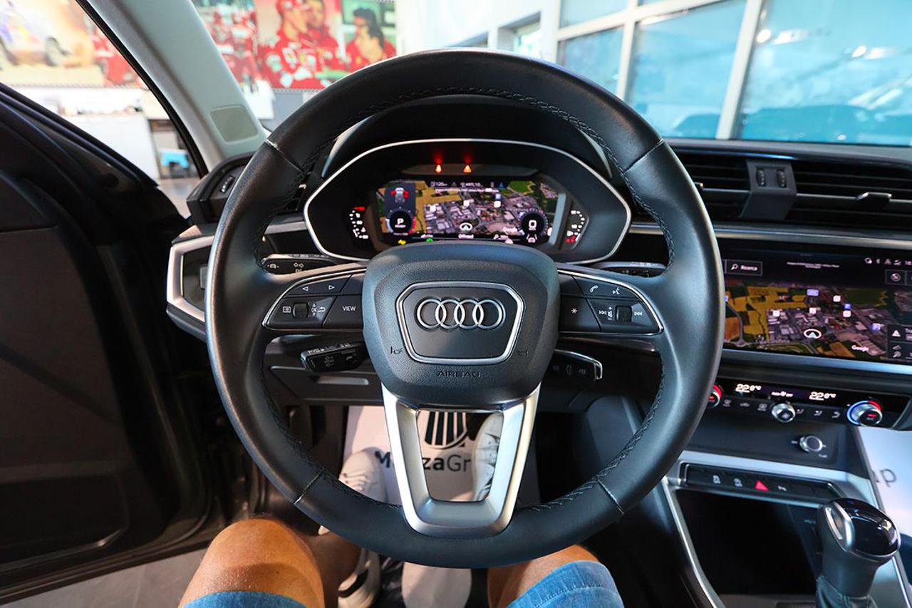 AUDI Q3 35 TDI S-Tronic S-Line - 20