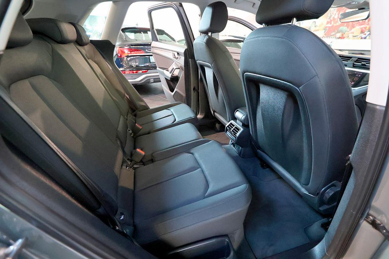 AUDI Q3 35 TDI S-Tronic S-Line - 18