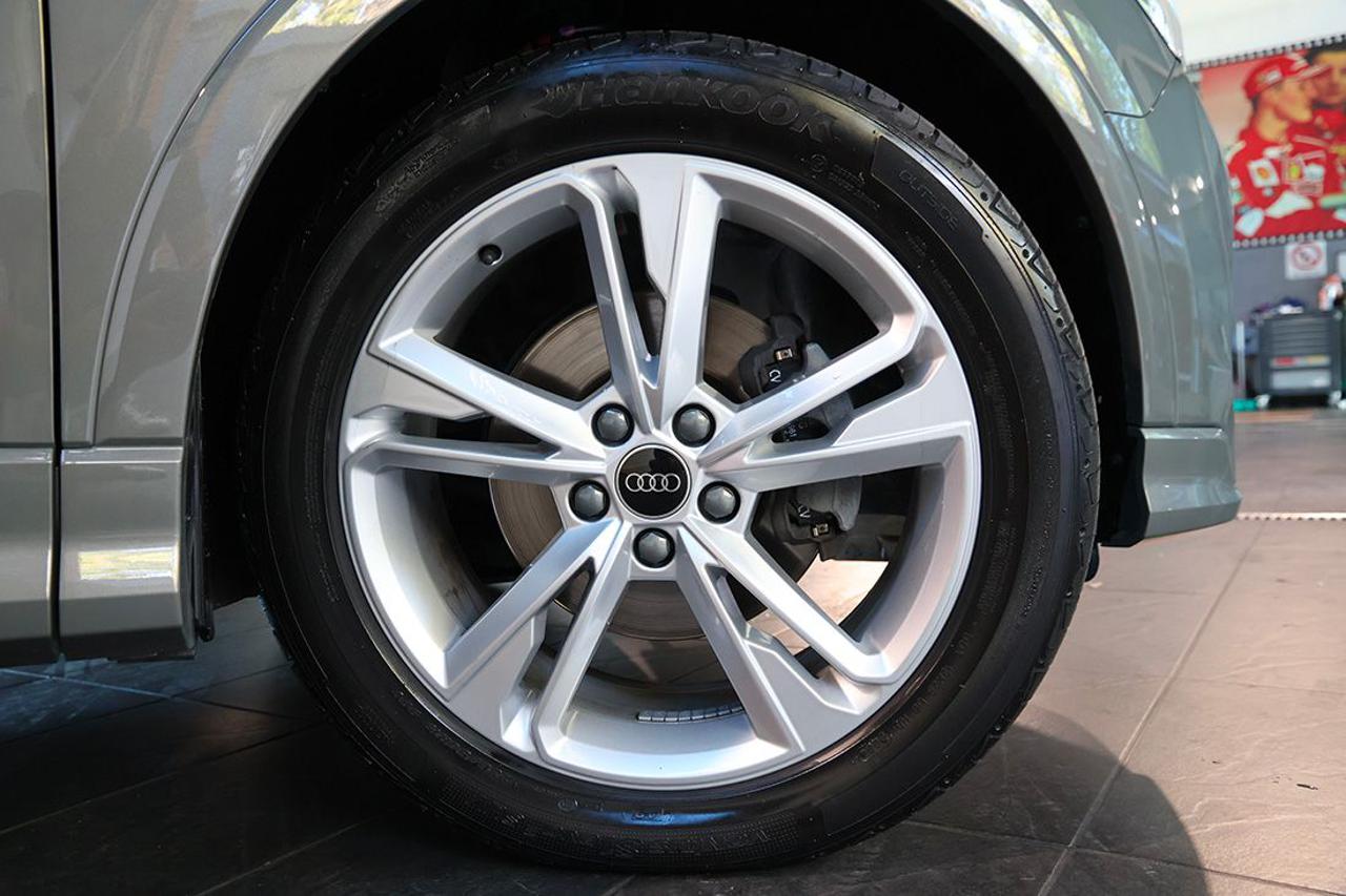 AUDI Q3 35 TDI S-Tronic S-Line - 6