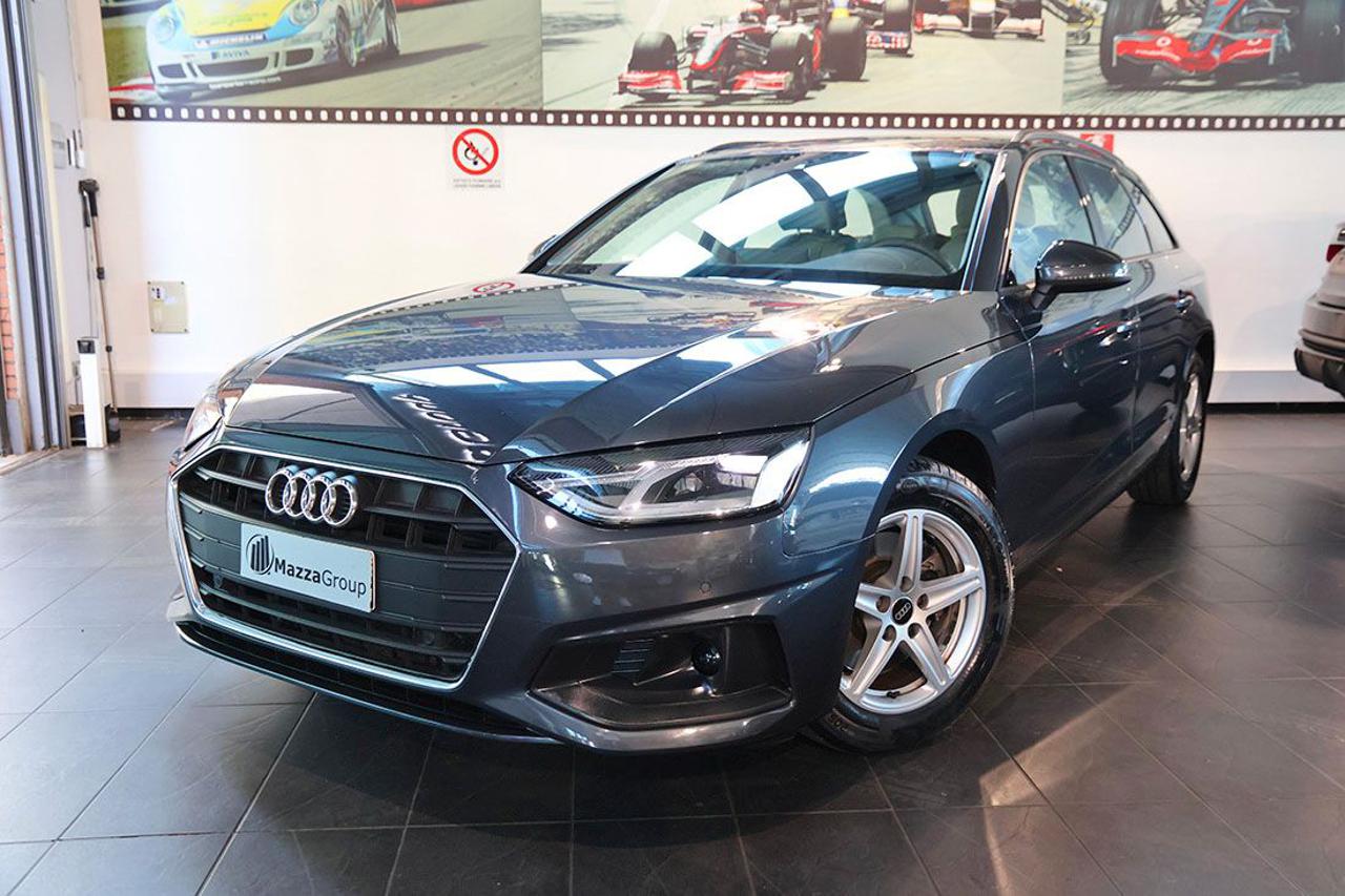 AUDI A4 30 TDI Avant S-Tronic Business - 7