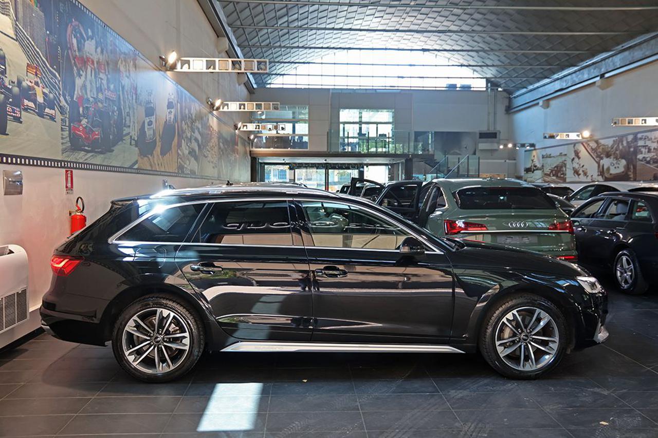 AUDI A4 allroad 40 TDI S-Tronic Identity Contrast - 2