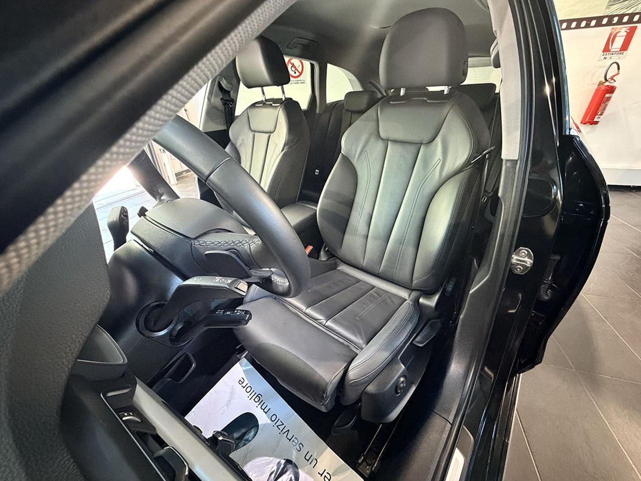 AUDI A4 allroad 40 TDI S-Tronic Identity Contrast - 18