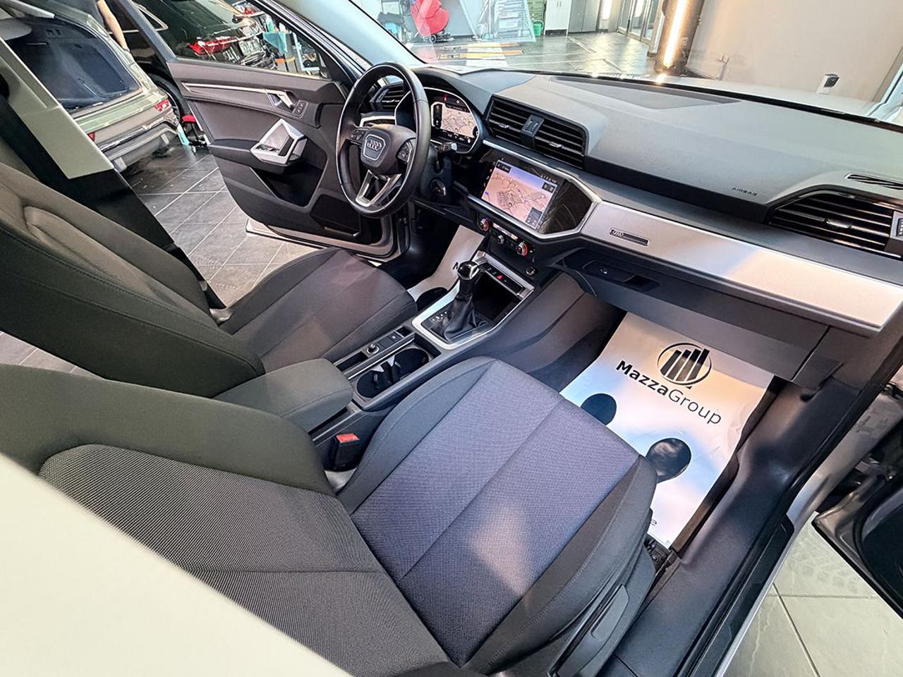 AUDI Q3 35 TDI S-Tronic Business - 15