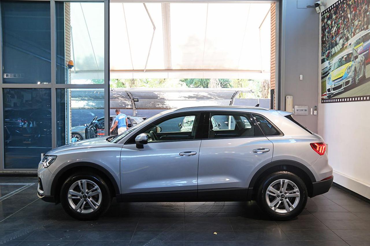 AUDI Q3 35 TDI S-Tronic Business - 3
