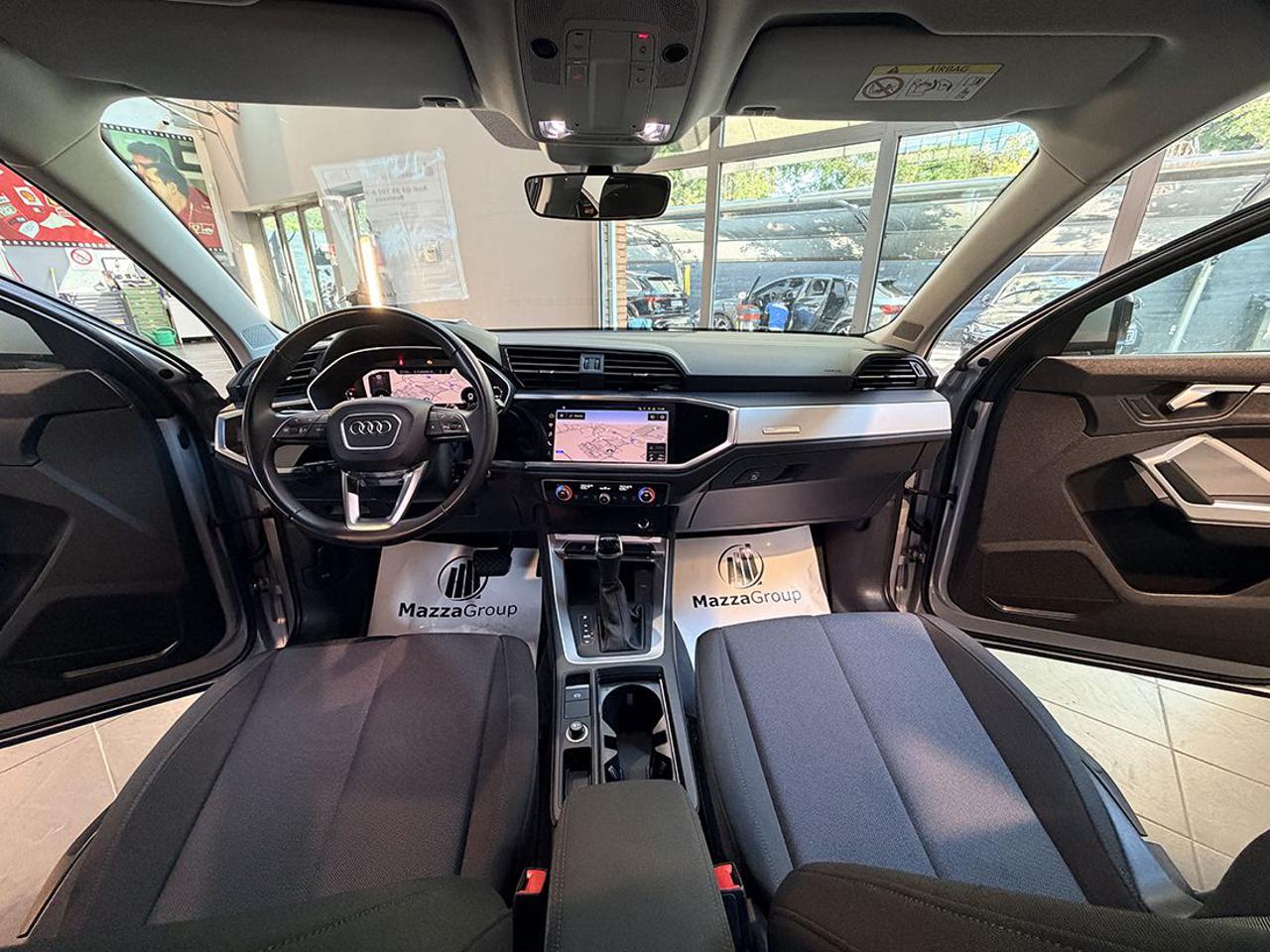 AUDI Q3 35 TDI S-Tronic Business - 14