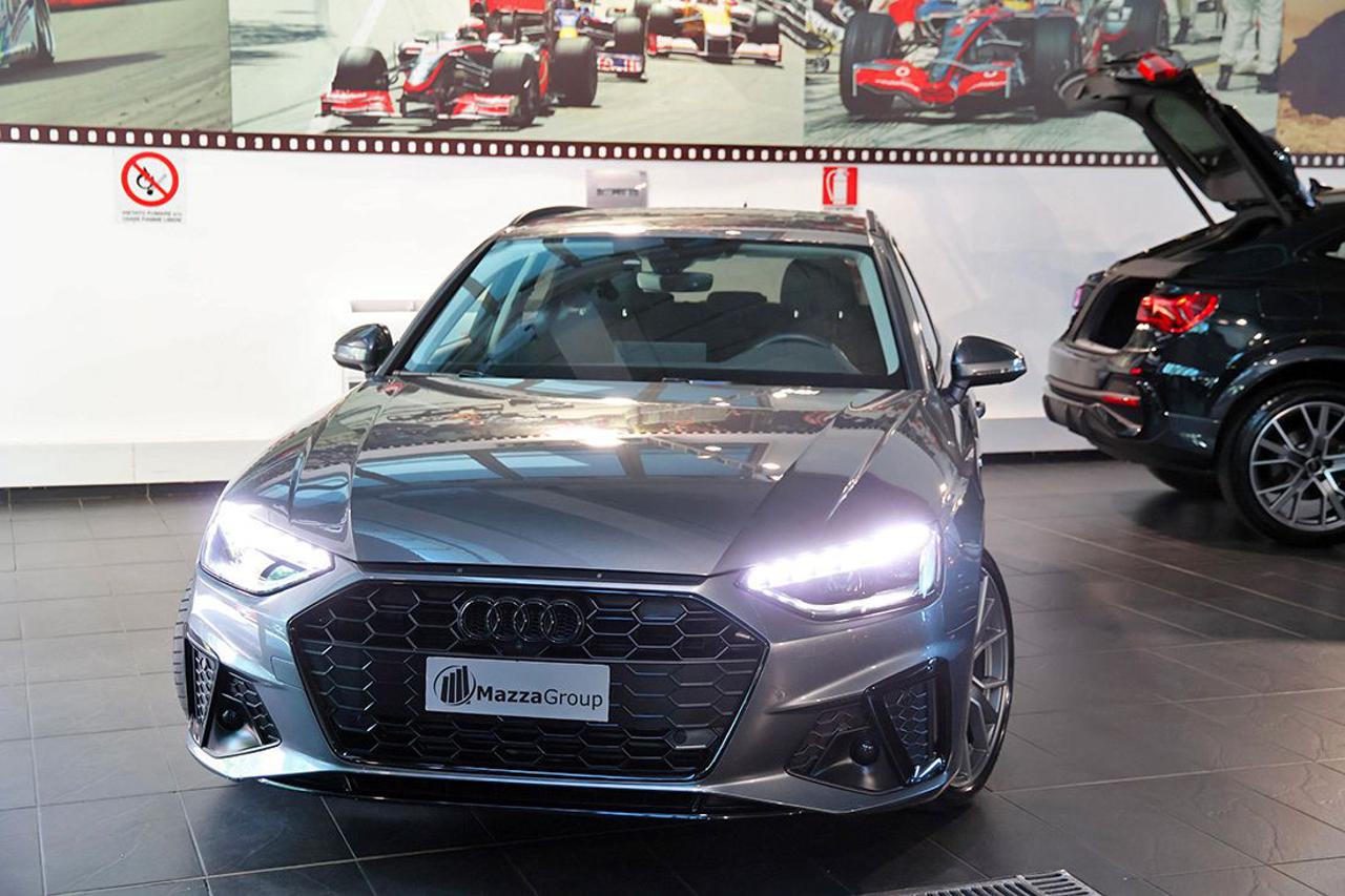 AUDI A4 35 TFSI Avant S-Tronic S-Line - 5