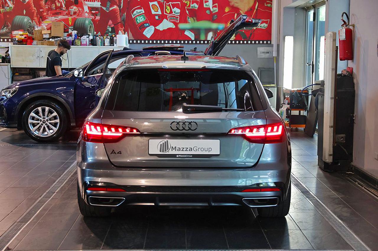 AUDI A4 35 TFSI Avant S-Tronic S-Line - 4