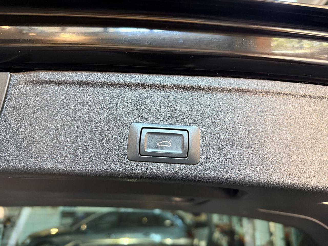 AUDI A4 allroad 40 TDI S-Tronic Identity Contrast - 12
