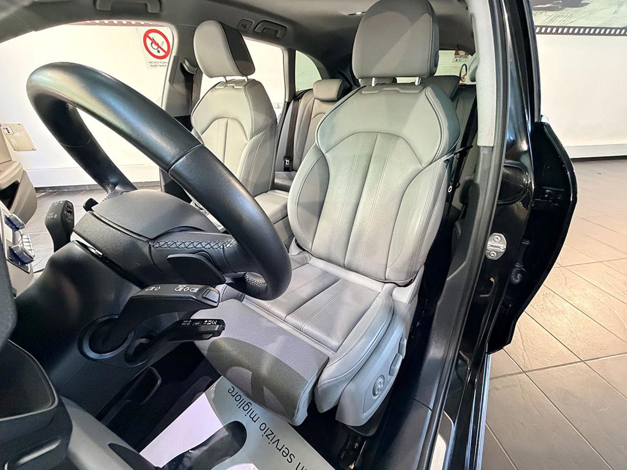 AUDI A4 allroad 40 TDI S-Tronic Identity Contrast - 17