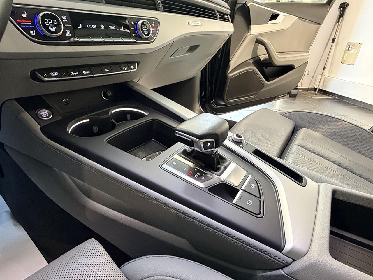 AUDI A4 allroad 40 TDI S-Tronic Identity Contrast - 35