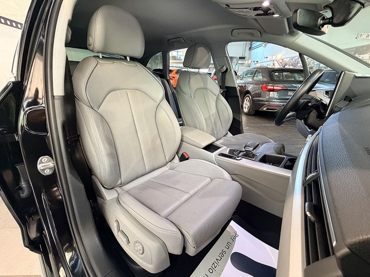 AUDI A4 allroad 40 TDI S-Tronic Identity Contrast - 16