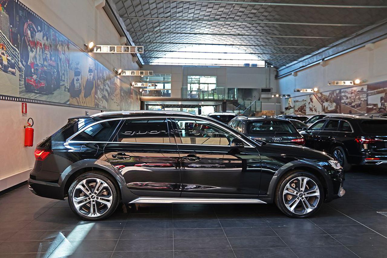 AUDI A4 allroad 40 TDI S-Tronic Identity Contrast - 2