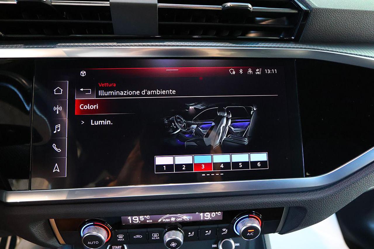 AUDI Q3 35 TDI S-Tronic S-Line - 27