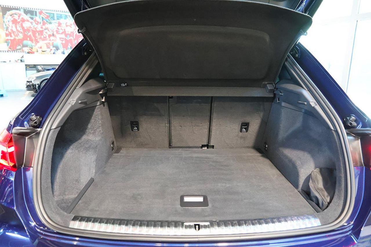 AUDI Q3 35 TDI S-Tronic S-Line - 12