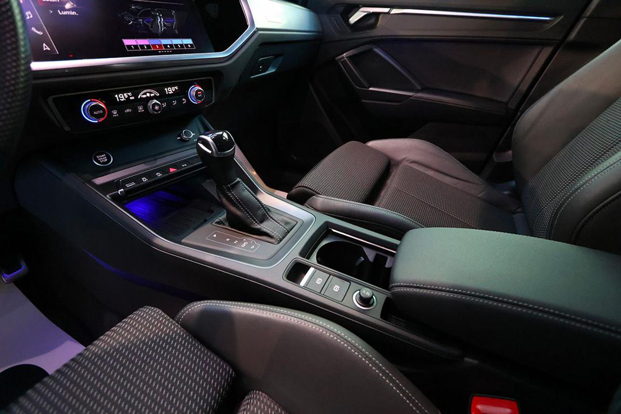 AUDI Q3 35 TDI S-Tronic S-Line - 39