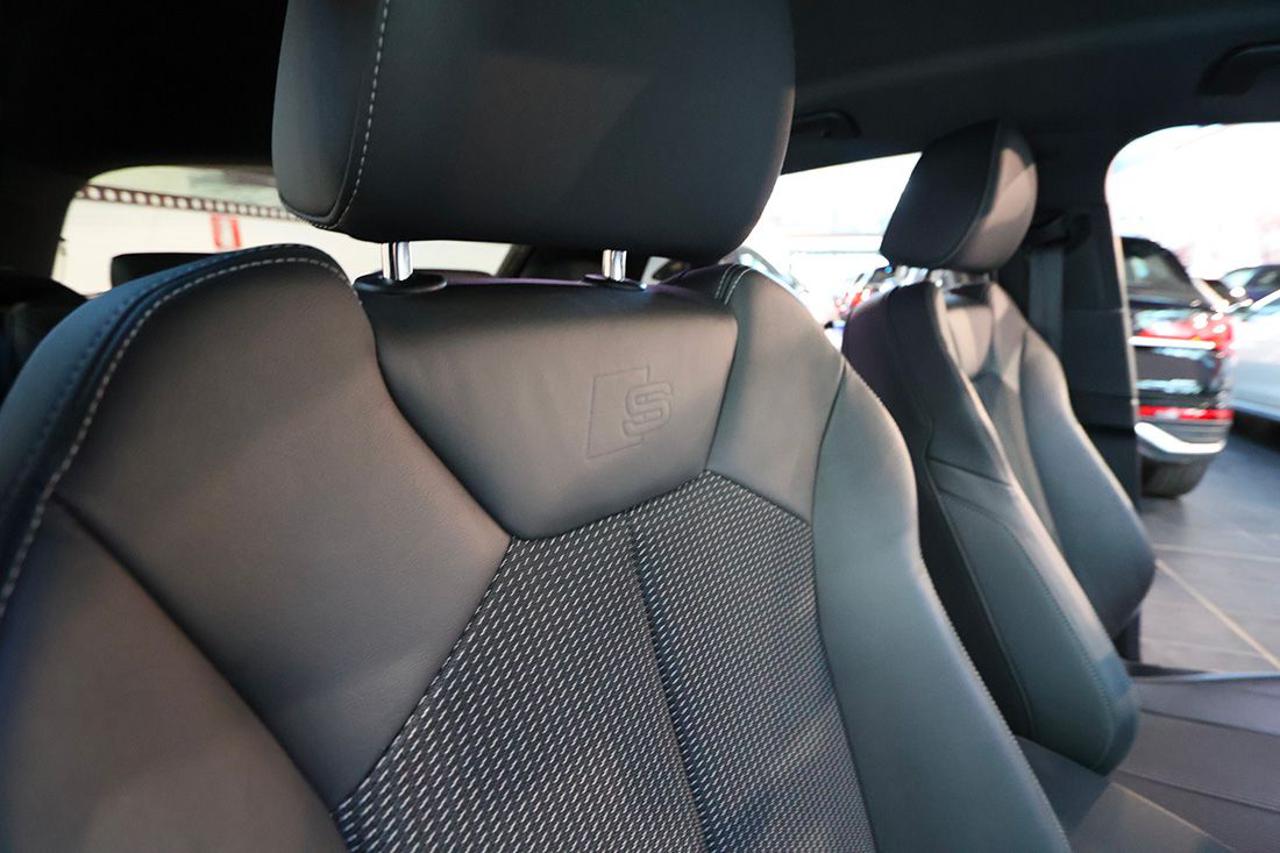 AUDI Q3 35 TDI S-Tronic S-Line - 46