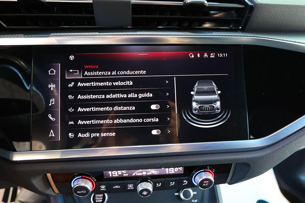 AUDI Q3 35 TDI S-Tronic S-Line - 28