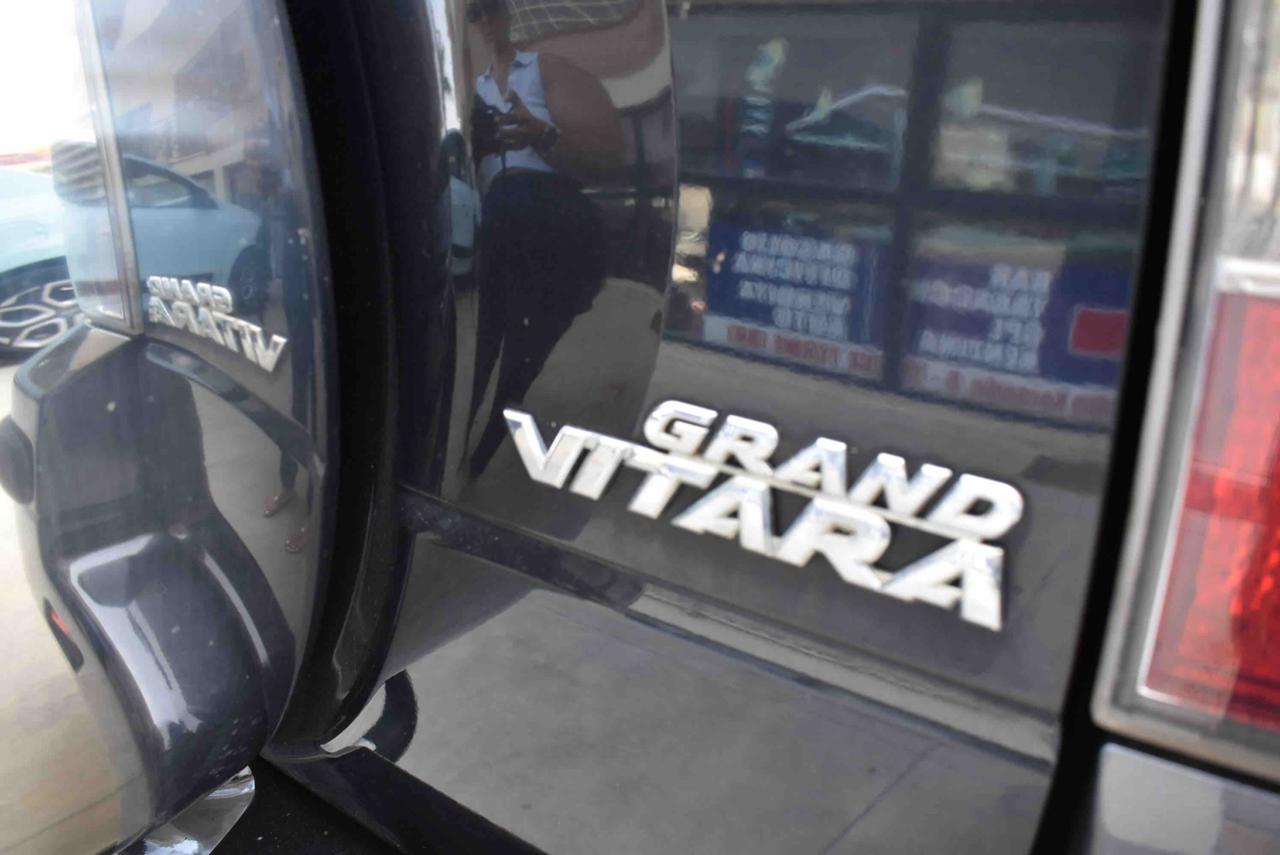 SUZUKI Grand Vitara 1.9 DDiS 3 porte - 19