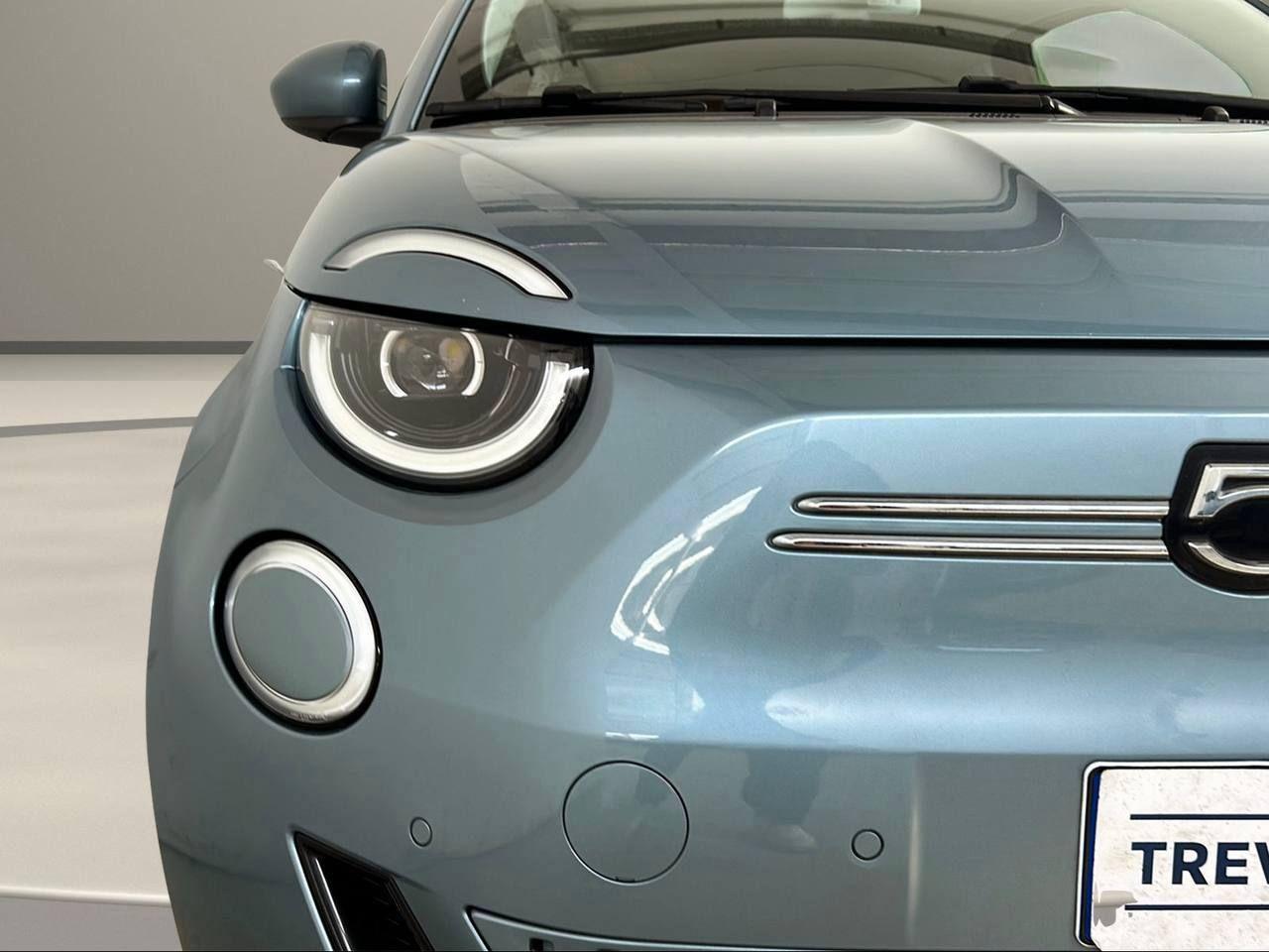 FIAT 500e 3+1 42 kWh La Prima 320 Km autonomia - 34