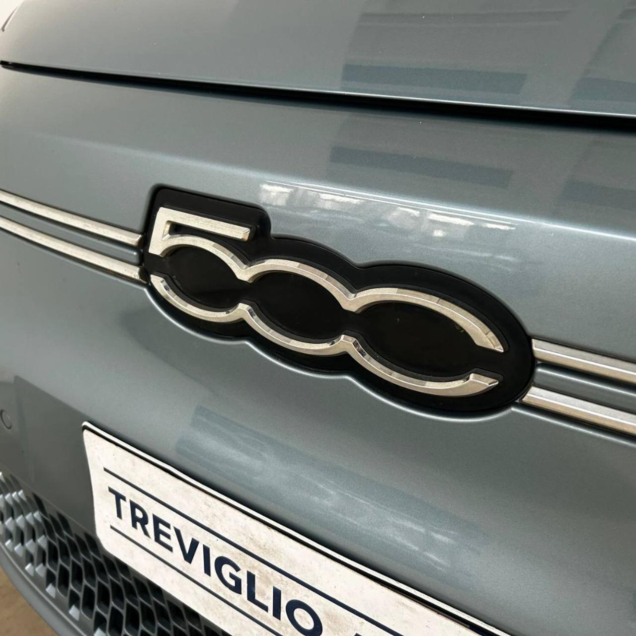 FIAT 500e 3+1 42 kWh La Prima 320 Km autonomia - 37