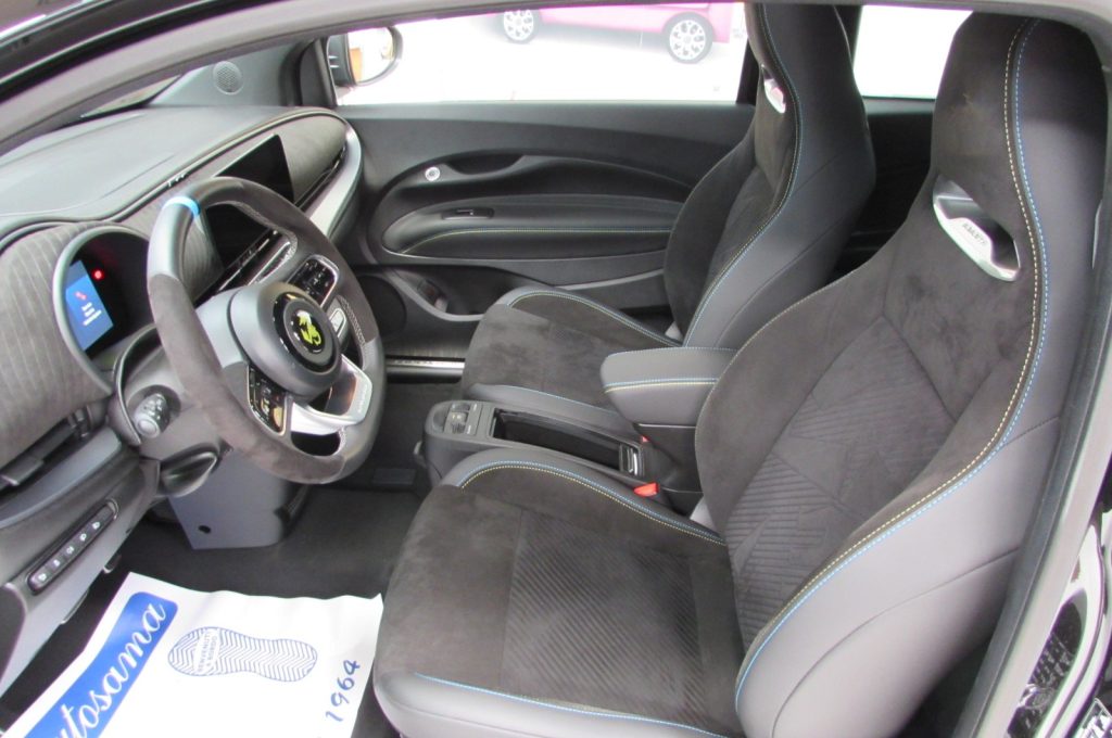 ABARTH 500e Turismo - 7