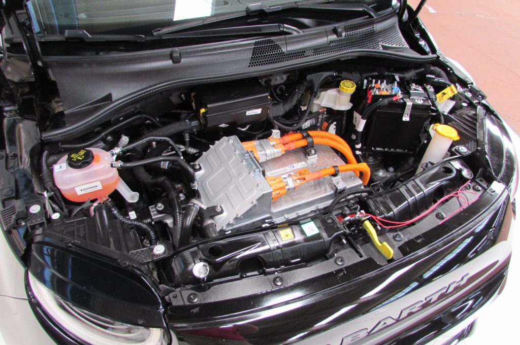 ABARTH 500e Turismo - 20