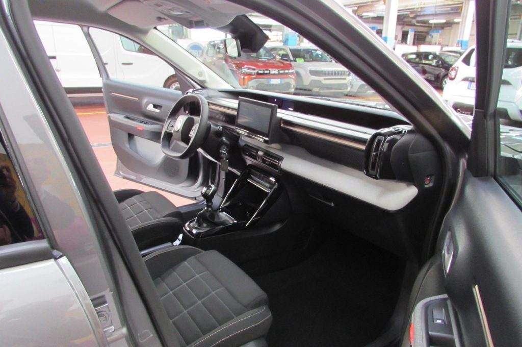CITROEN C3 Aircross 1.2 PureTech Turbo 100 CV Plus - 17
