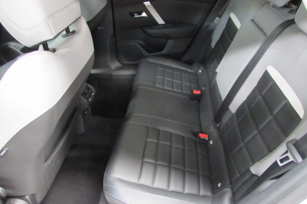 CITROEN C4 PureTech 130 S&S EAT8 Max - 15