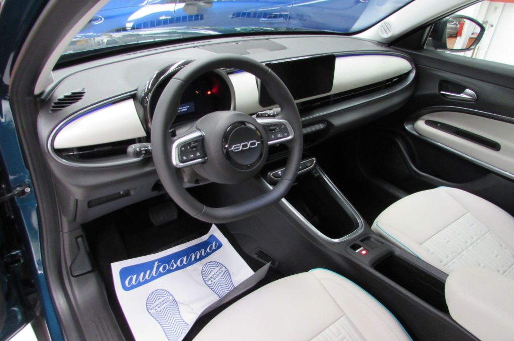 FIAT 600 Hybrid 100 CV DCT MHEV La Prima - 8