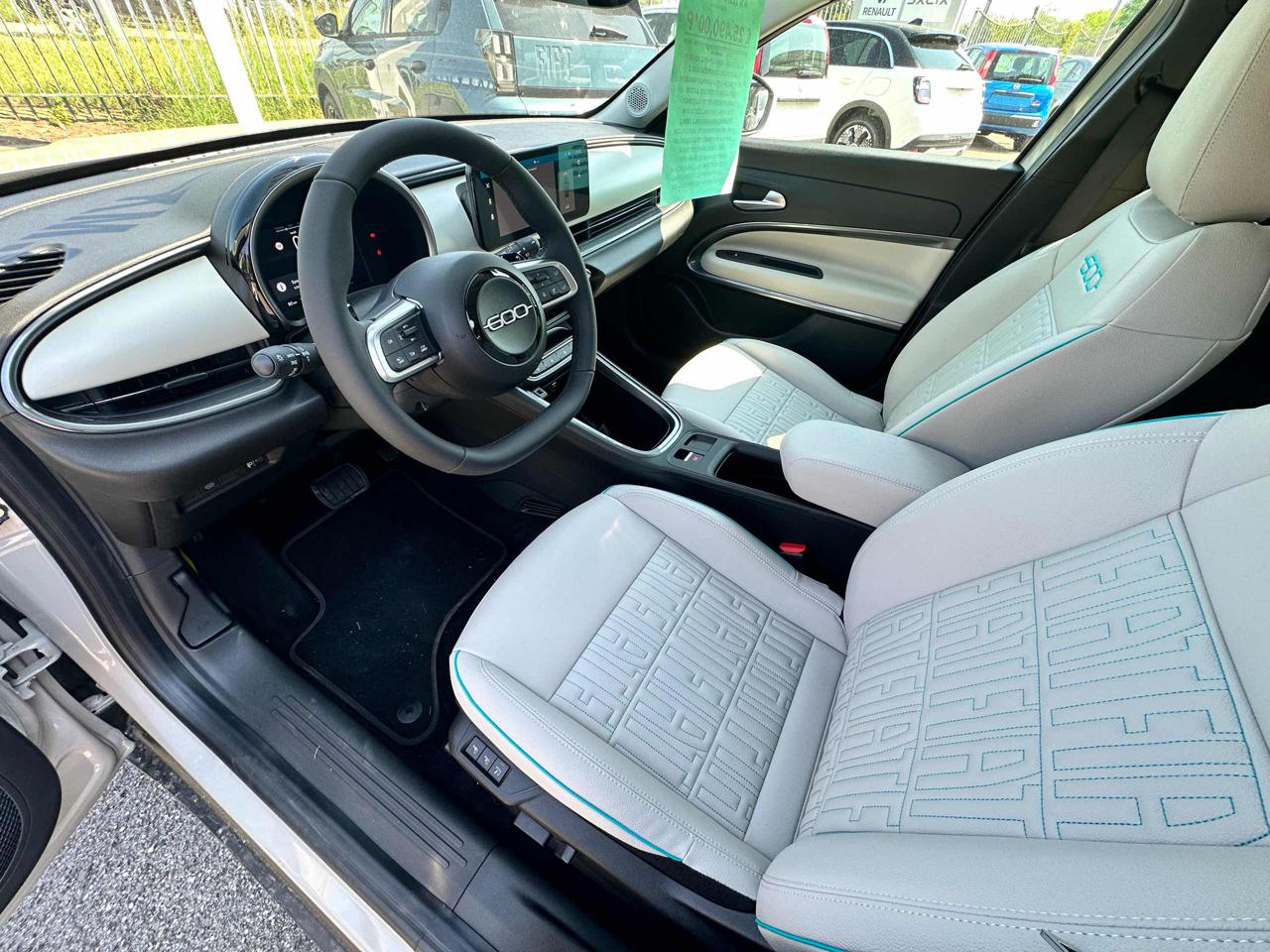 FIAT 600 Hybrid 145 CV DCT MHEV La Prima km zero - 10