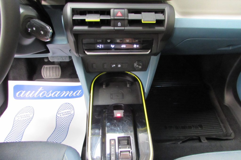 FIAT Grande Panda 44kWh La Prima AUTONOMIA 320 KM. - 11